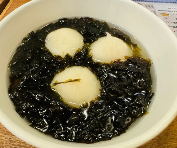 深夜食堂｜鱼丸紫菜的温柔相逢