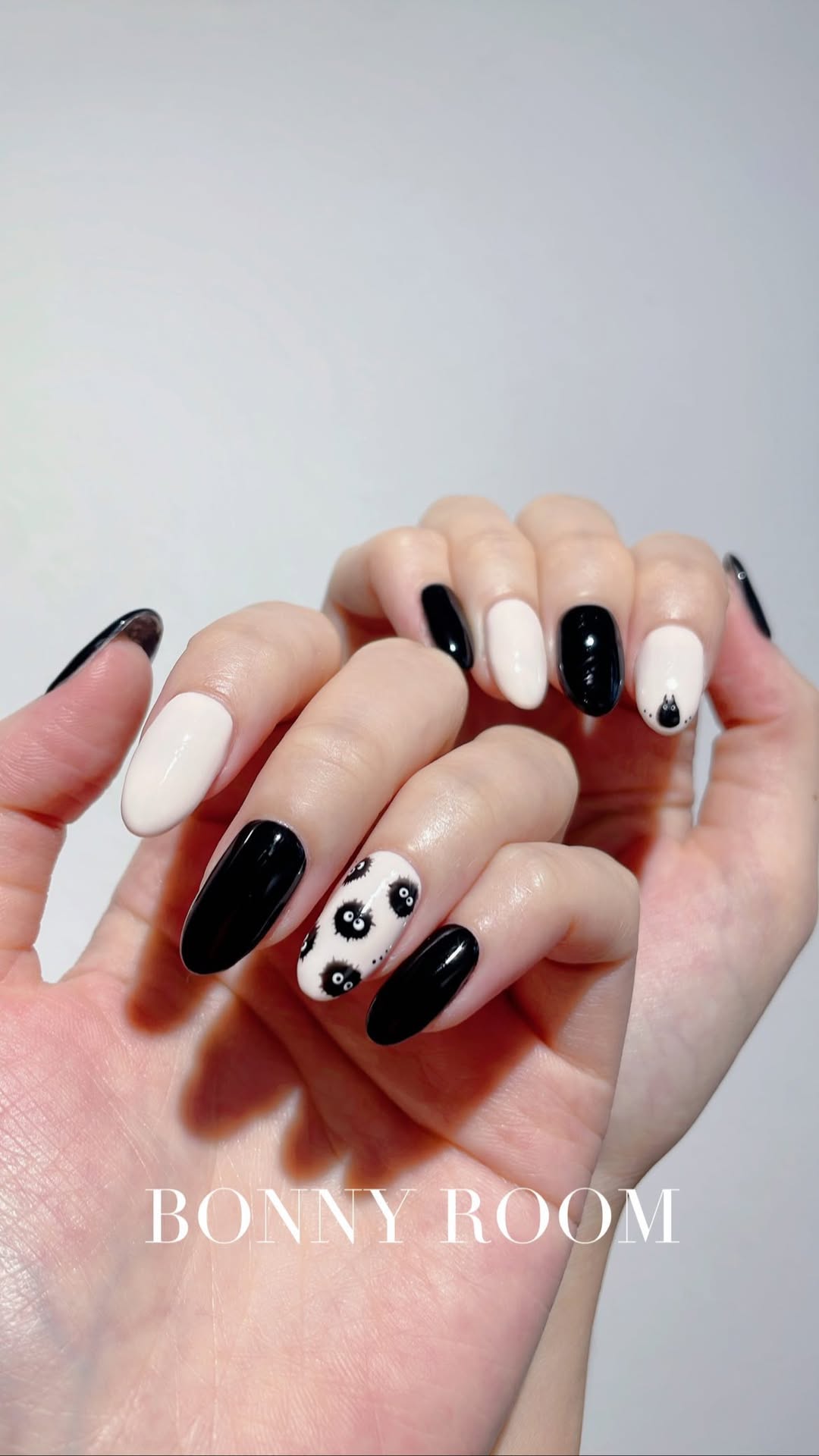 黑白定格指尖藝術