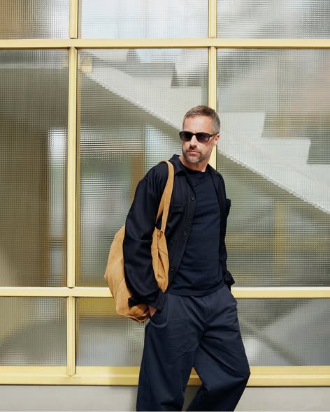 JONTE｜Black & Shiny Black