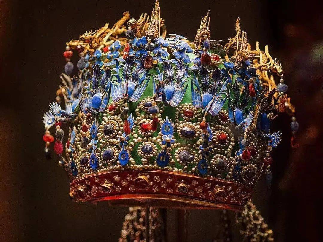 明孝端皇后九龍九鳳冠