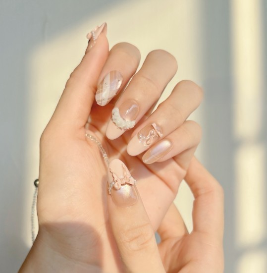 立體雕花珍珠甲