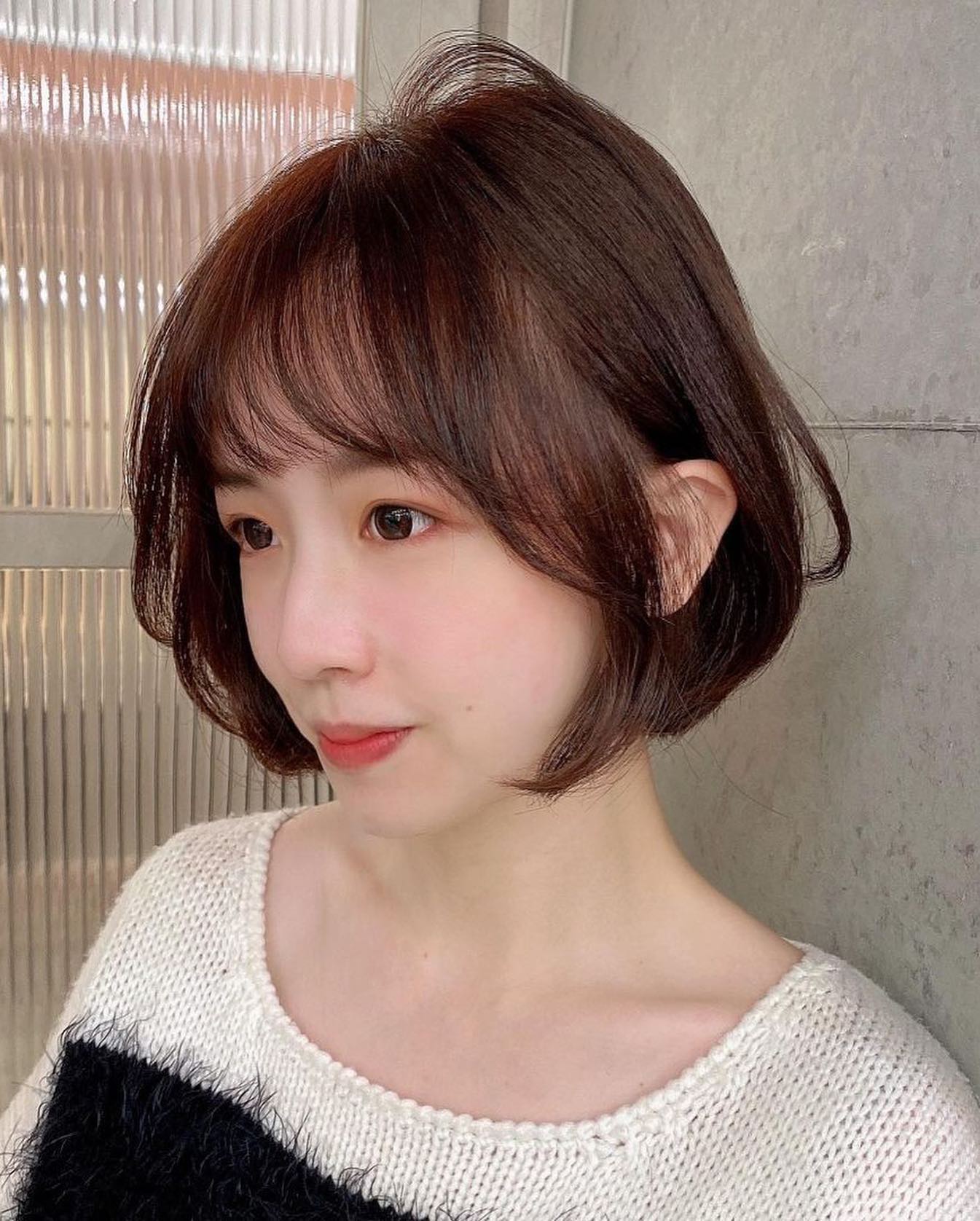 短髮，帶點日系風