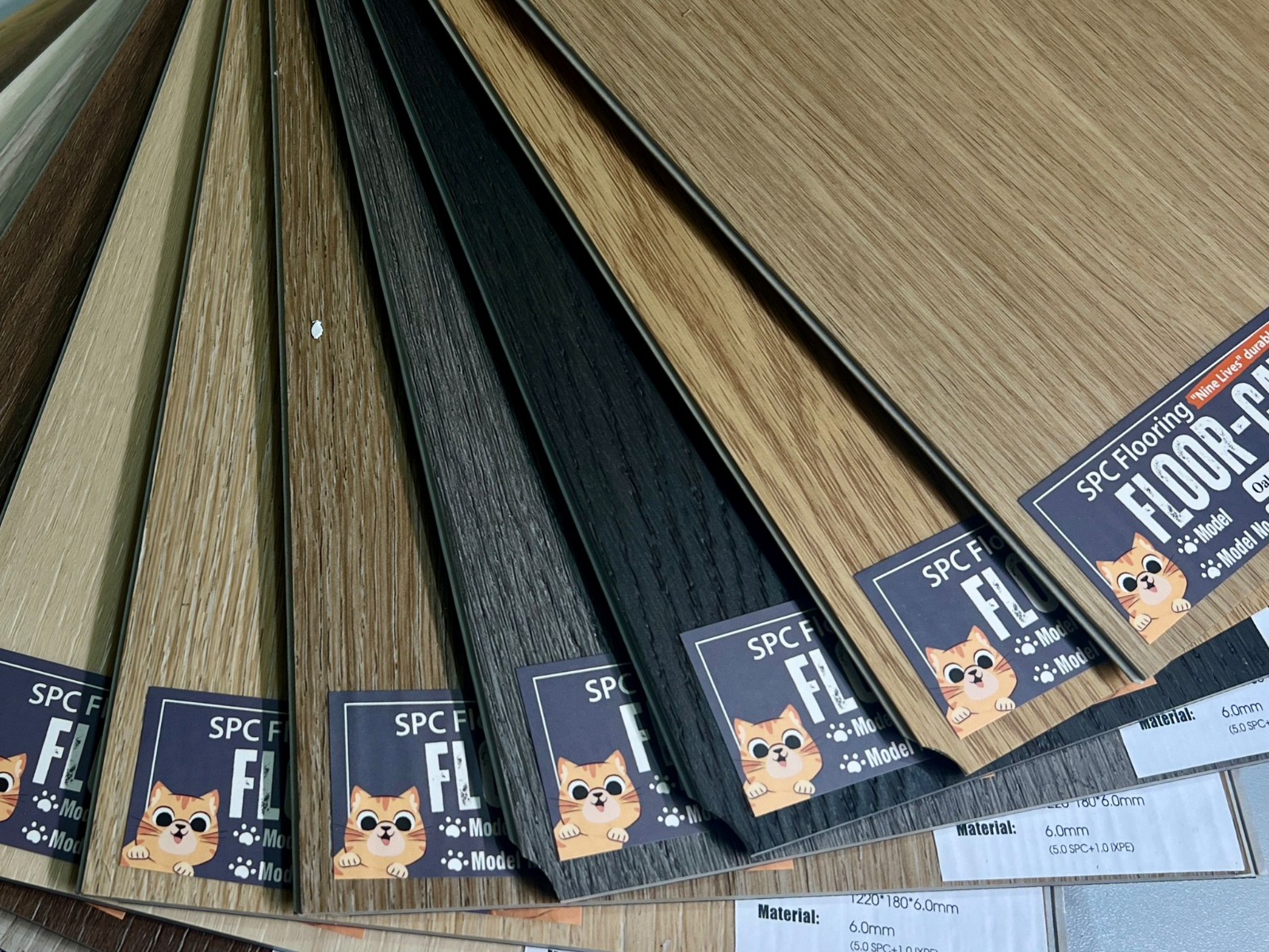 供應 地板貓 SPC石塑地板 $120每平方米