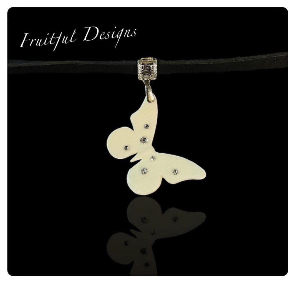 古象牙蝴蝶水晶Choker
