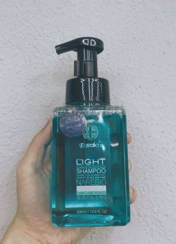 E-saki THE LIGHT SHAMPOO