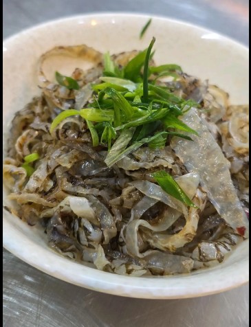 自家製香辣魚皮