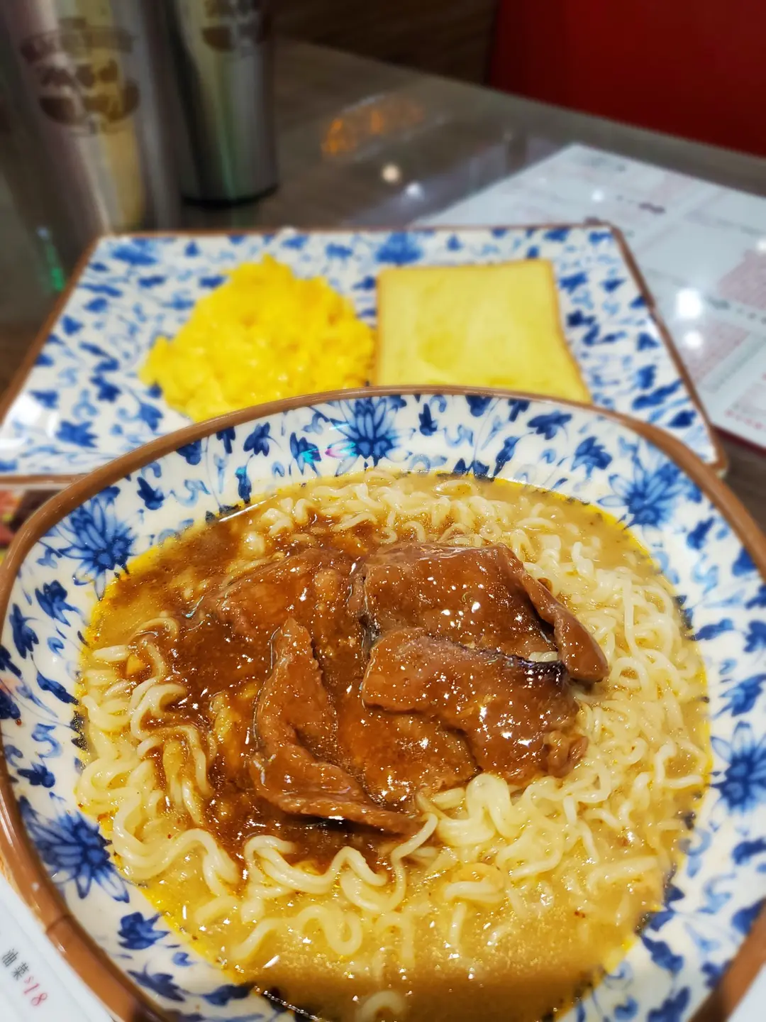 沙茶牛肉公仔麵
