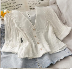 甜美风娃娃领雪纺衫