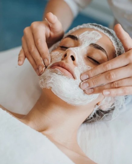 美容项目选择众多，哪些项目更有在美容院进行的必要？