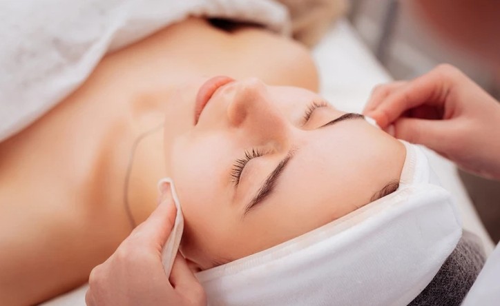  如果不能够频繁地去美容院做保养，比如每月只来一次是否没必要？