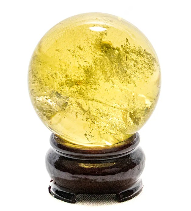 黃水晶 主財運，被譽為「聚財之石」、「財富之石」，自古以來就是招財開運的代表水晶之一。