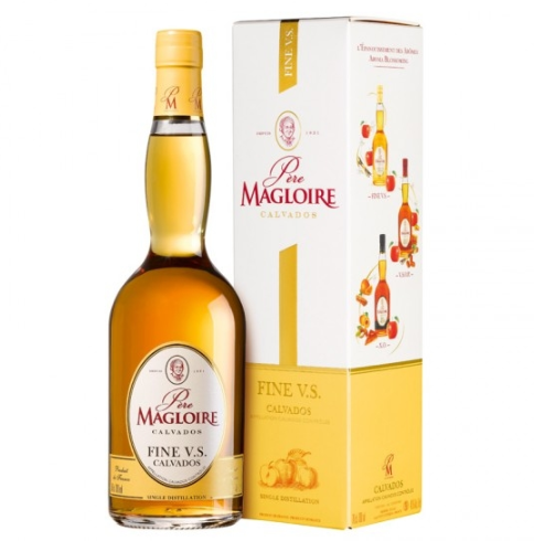 CALVADOS Pere Magloire 700ml/bot